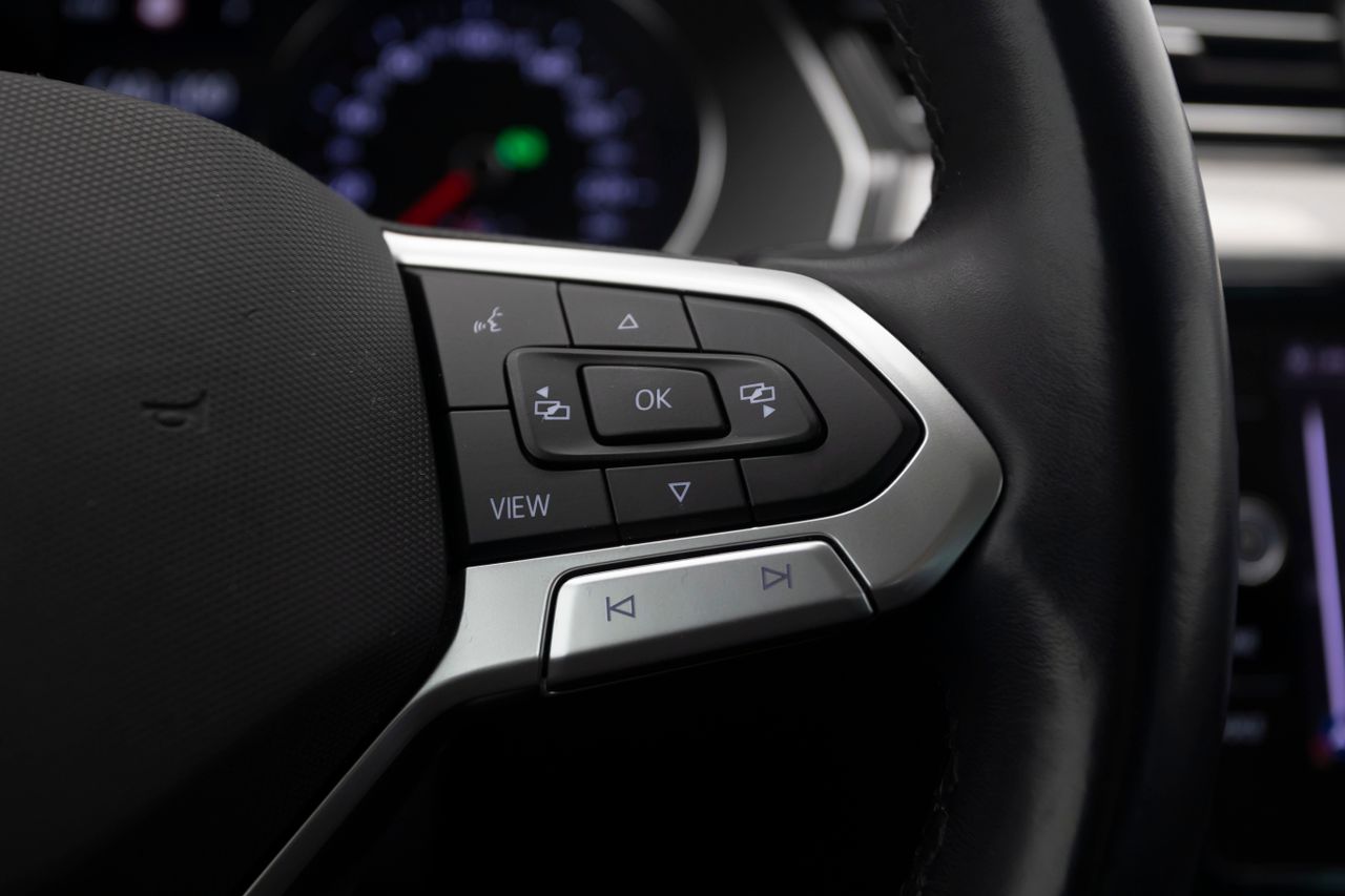 Volkswagen Passat 2.0 TDI 150 cv DSG EXECUTIVE  - Foto 30