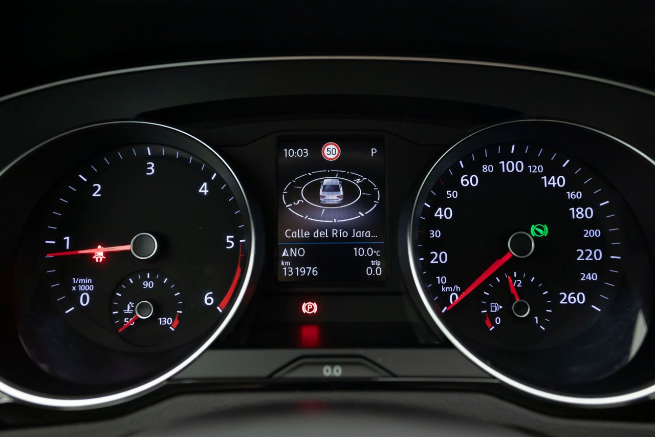 Volkswagen Passat 2.0 TDI 150 cv DSG EXECUTIVE  - Foto 35