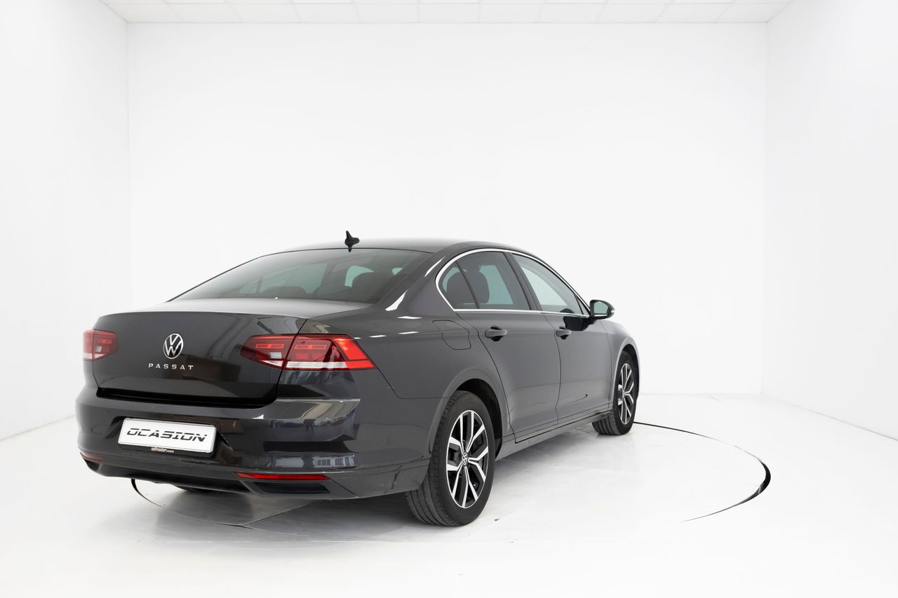 Volkswagen Passat 2.0 TDI 150 cv DSG EXECUTIVE  - Foto 3