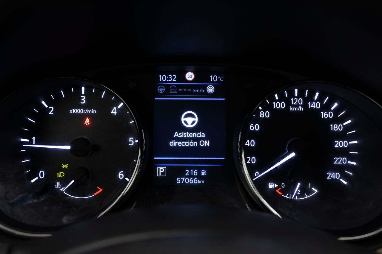 Nissan X-Trail CROSSOVER 7P 1.8 DCI 150 cv E6D CVT TEKNA  - Foto 45