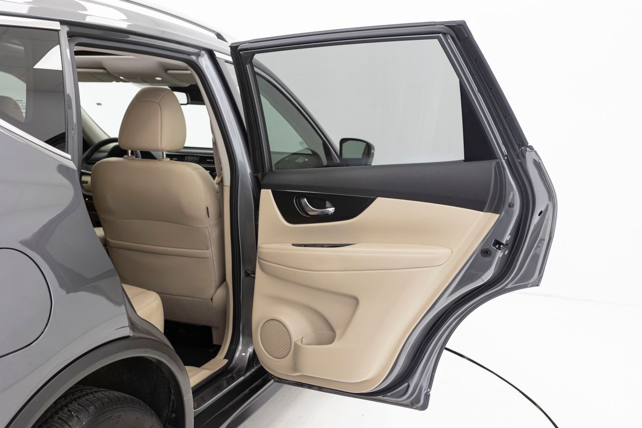 Nissan X-Trail CROSSOVER 7P 1.8 DCI 150 cv E6D CVT TEKNA  - Foto 17