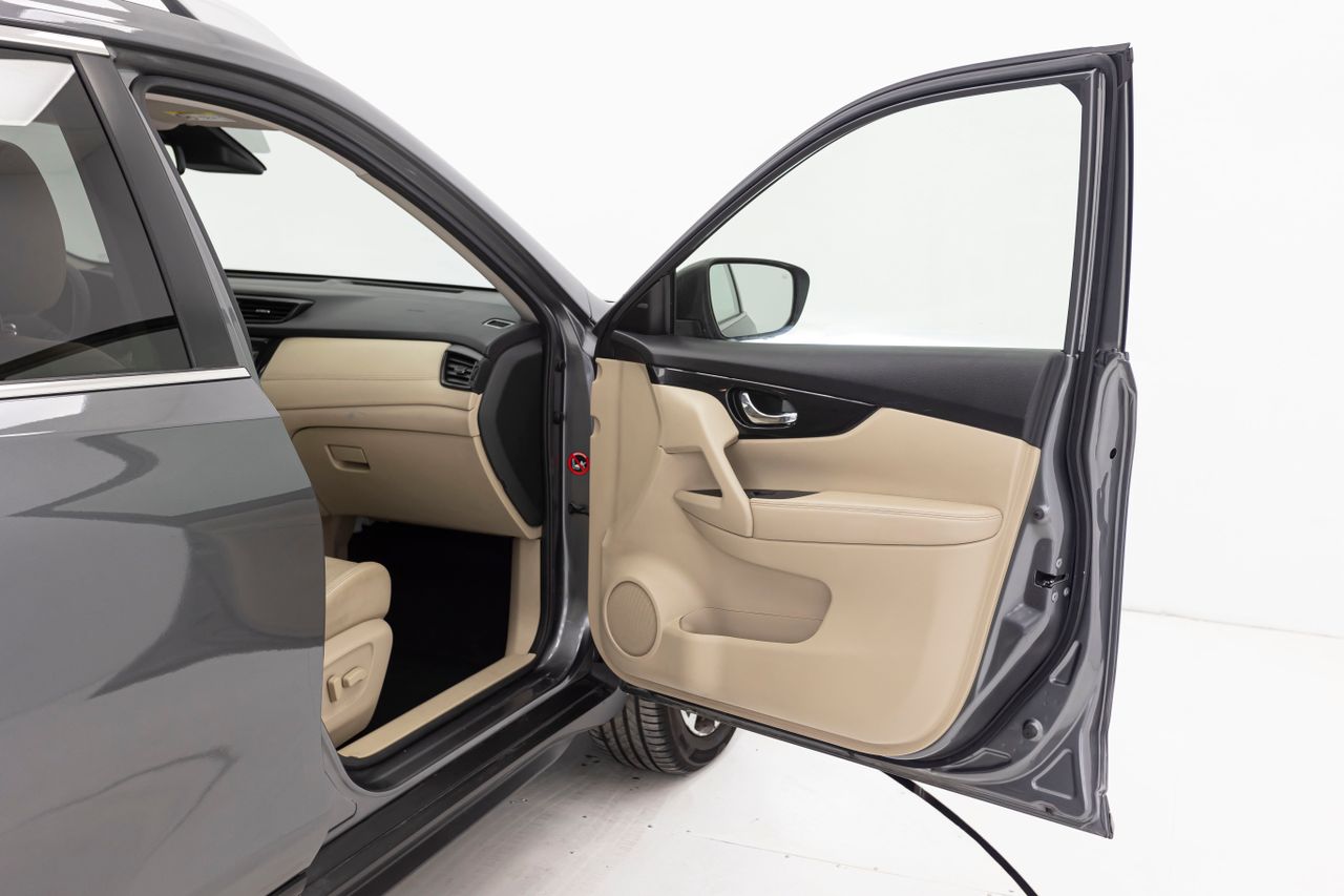 Nissan X-Trail CROSSOVER 7P 1.8 DCI 150 cv E6D CVT TEKNA  - Foto 24