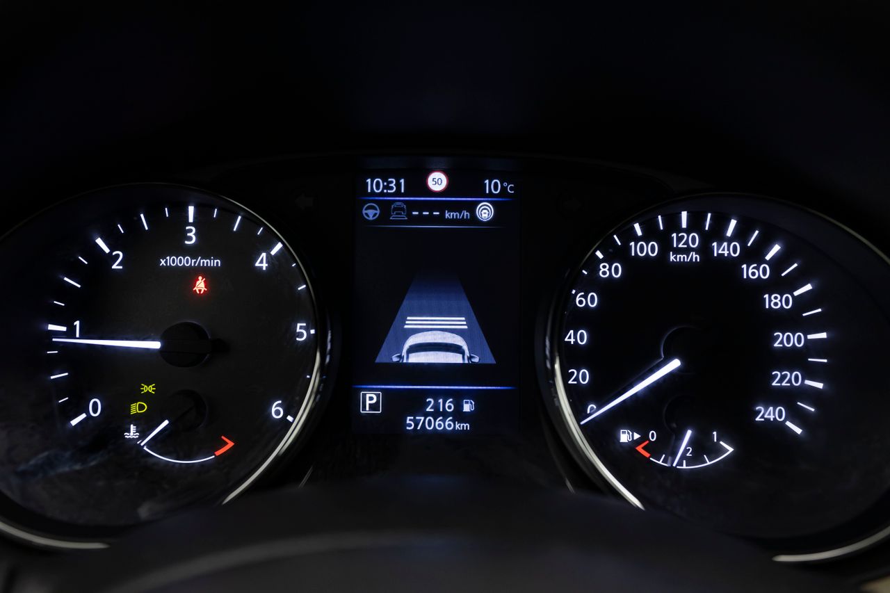 Nissan X-Trail CROSSOVER 7P 1.8 DCI 150 cv E6D CVT TEKNA  - Foto 42