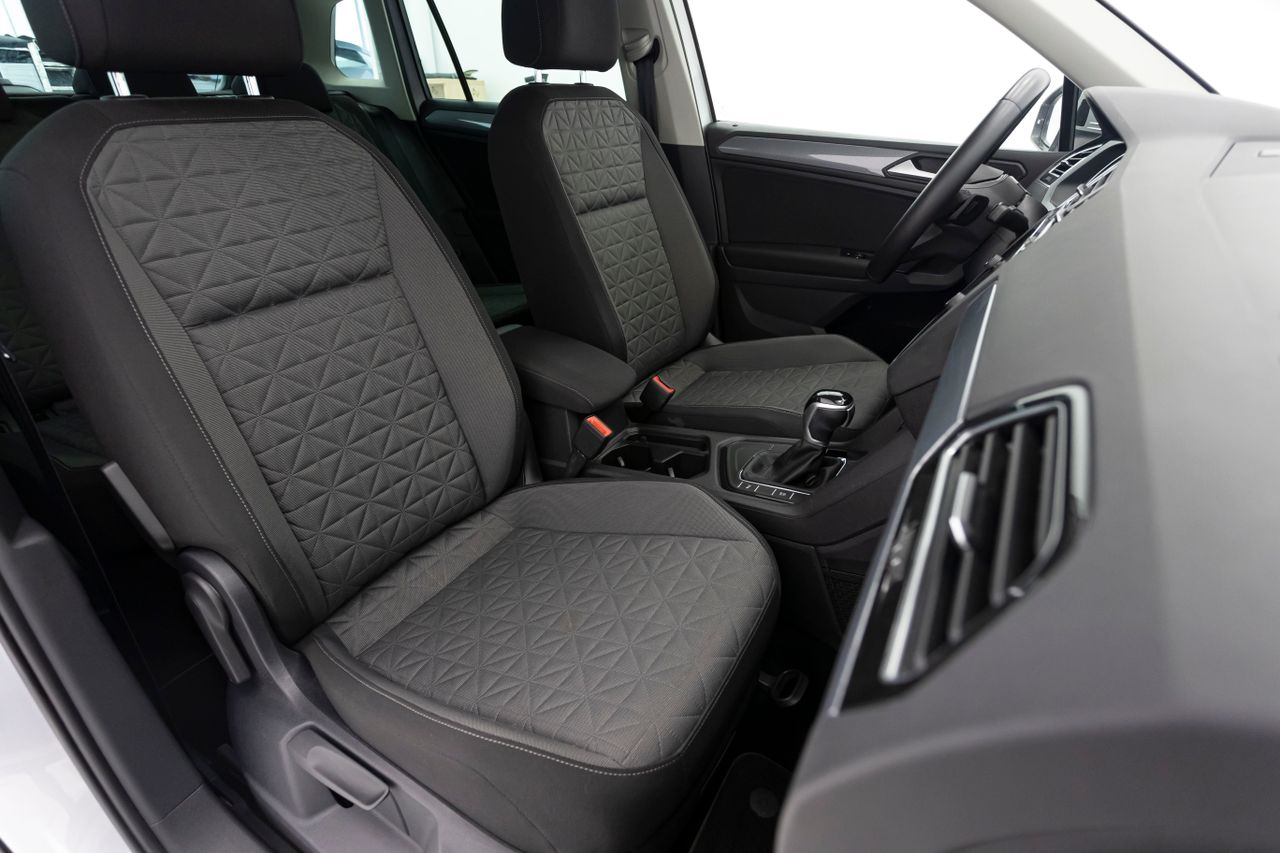 Volkswagen Tiguan LIFE 2.0 TDI 150 cv AT7 E6D  - Foto 23