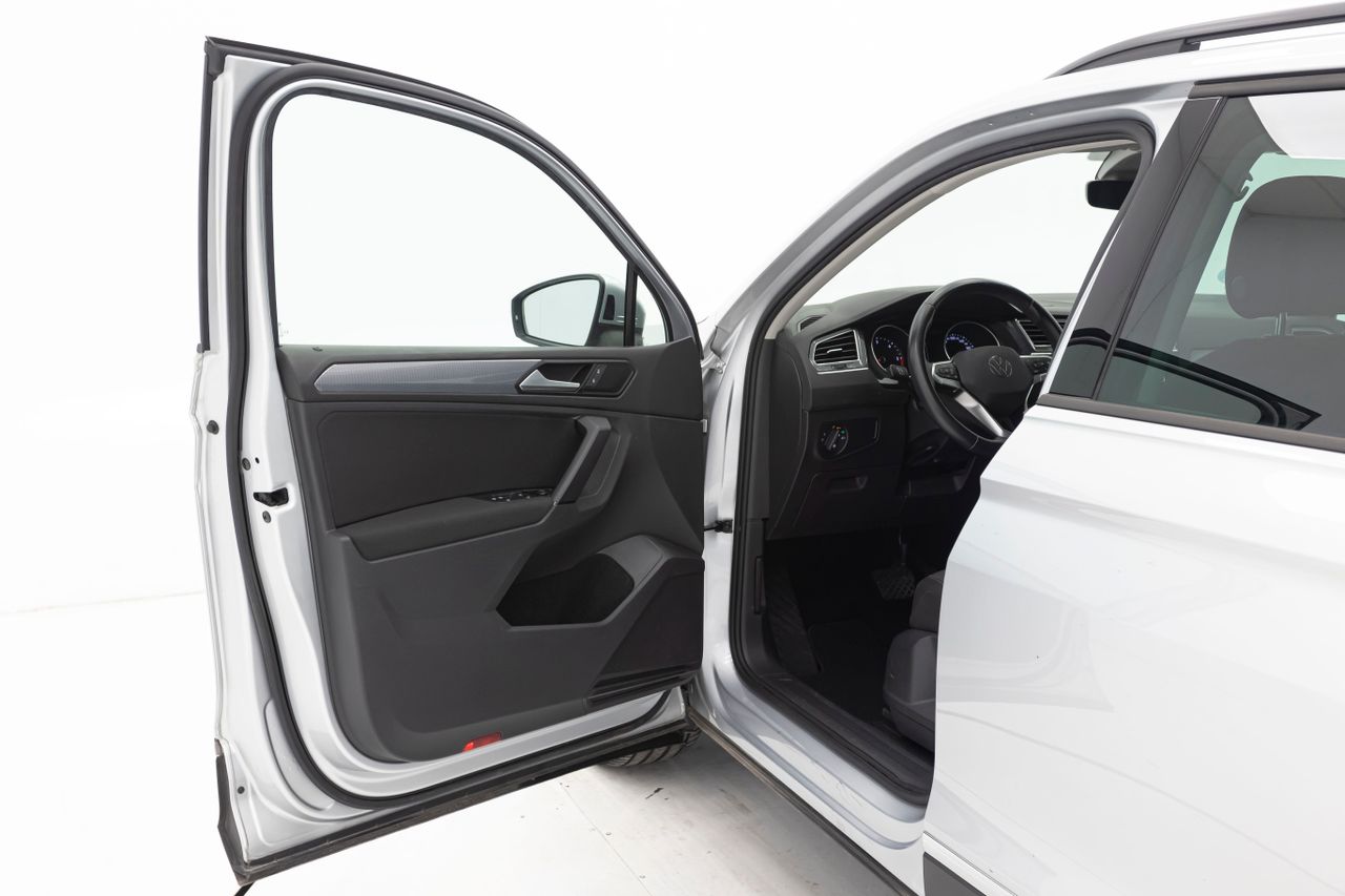 Volkswagen Tiguan LIFE 2.0 TDI 150 cv AT7 E6D  - Foto 25