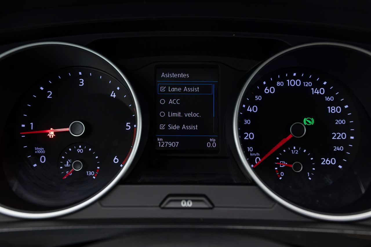 Volkswagen Tiguan LIFE 2.0 TDI 150 cv AT7 E6D  - Foto 5