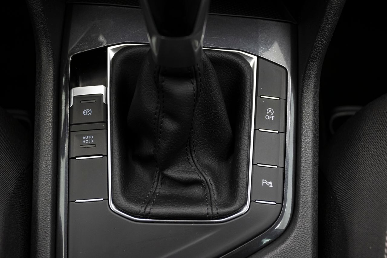 Volkswagen Tiguan LIFE 2.0 TDI 150 cv AT7 E6D  - Foto 19