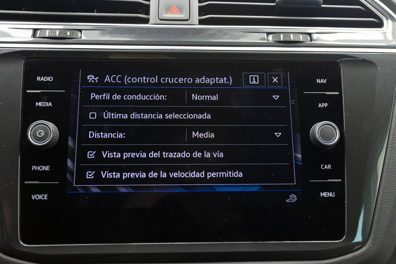 Volkswagen Tiguan LIFE 2.0 TDI 150 cv AT7 E6D  - Foto 45