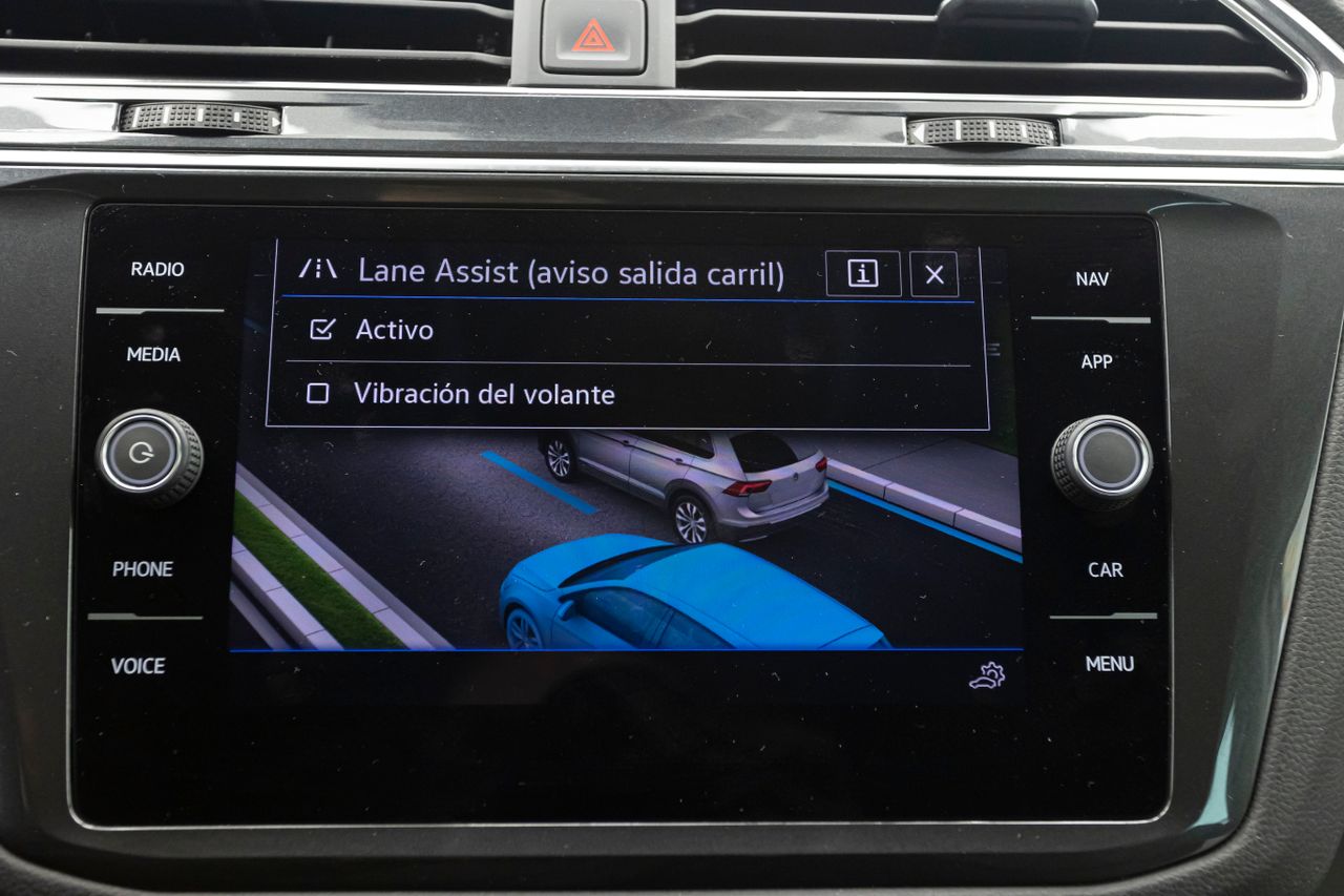 Volkswagen Tiguan LIFE 2.0 TDI 150 cv AT7 E6D  - Foto 44