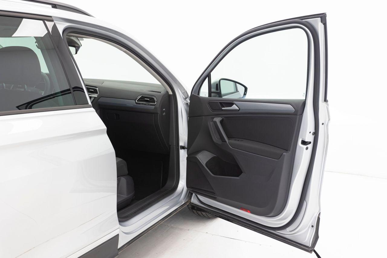 Volkswagen Tiguan LIFE 2.0 TDI 150 cv AT7 E6D  - Foto 20