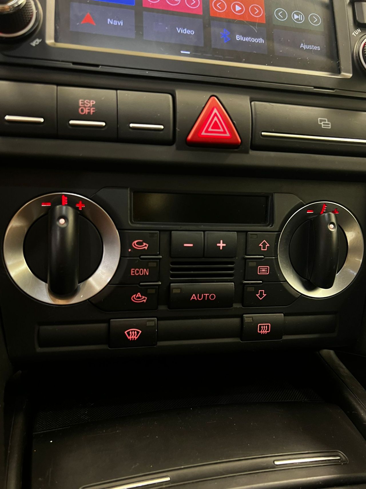 Audi A3 2.0 TDI 140 CV 3P  - Foto 13