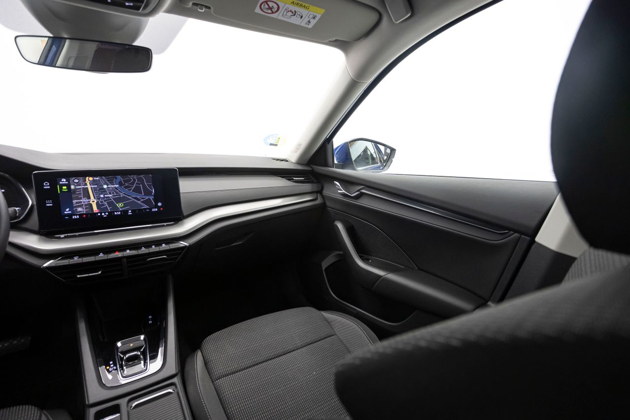 Skoda Octavia BERLINA AMBITION 1.5 E-Tec TSI 150 cv AT7 E6D  - Foto 18