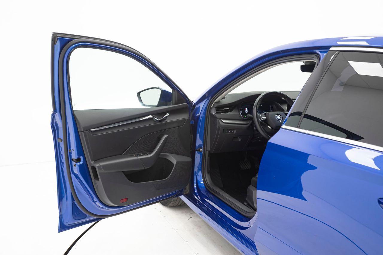 Skoda Octavia BERLINA AMBITION 1.5 E-Tec TSI 150 cv AT7 E6D  - Foto 26