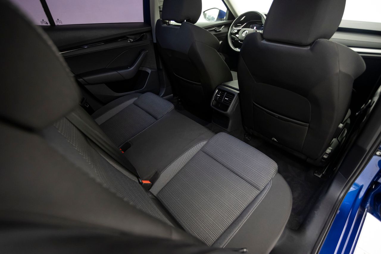 Skoda Octavia BERLINA AMBITION 1.5 E-Tec TSI 150 cv AT7 E6D  - Foto 15