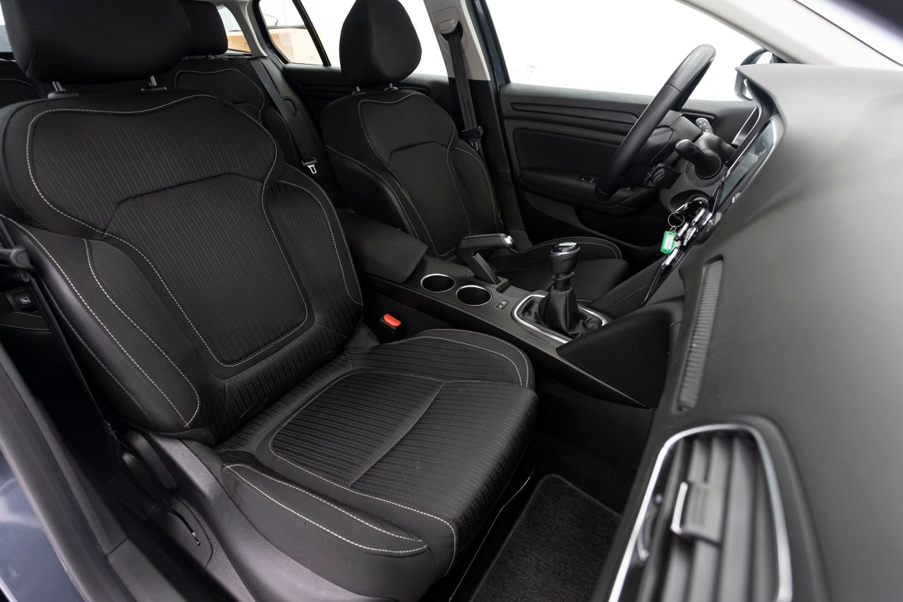 Renault Megane GRAND TOUR 1.3 TCE 115 cv  - Foto 22