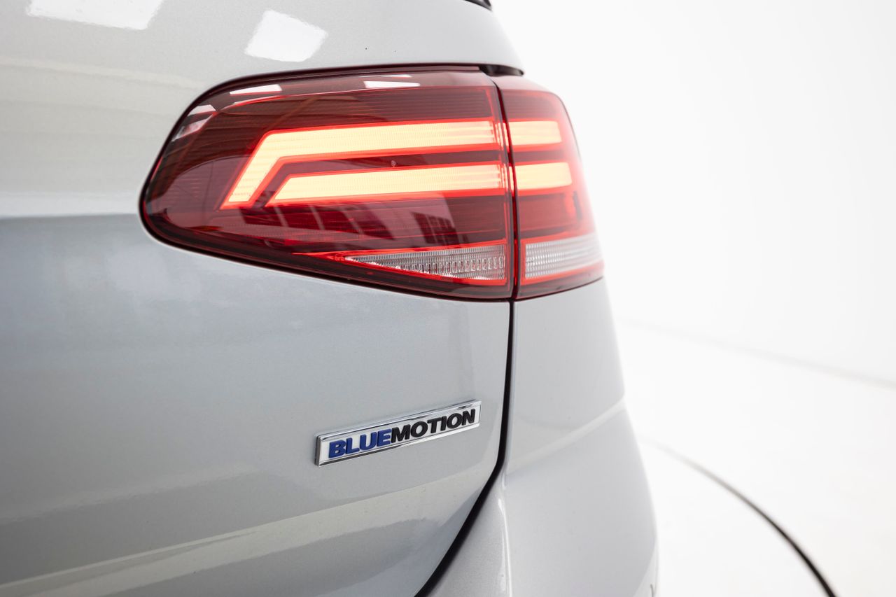 Volkswagen Golf BLUEMOTION 1.5 TSI 131 cv  - Foto 49