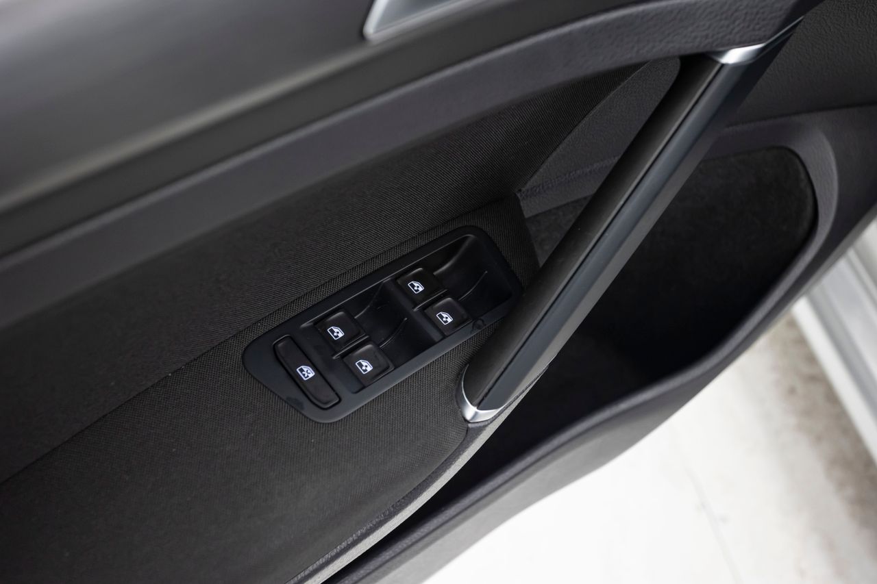 Volkswagen Golf BLUEMOTION 1.5 TSI 131 cv  - Foto 27