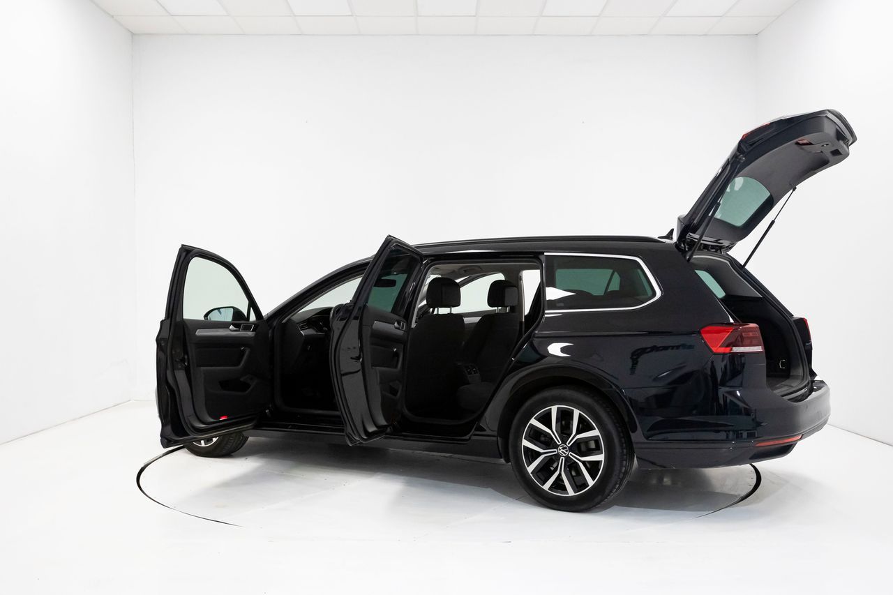 Volkswagen Passat VARIANT EXECUTIVE 2.0 TDI 122 cv  - Foto 26
