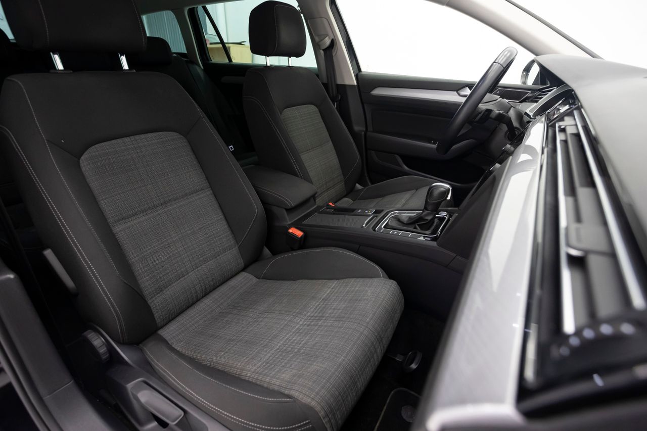 Volkswagen Passat VARIANT EXECUTIVE 2.0 TDI 122 cv  - Foto 25