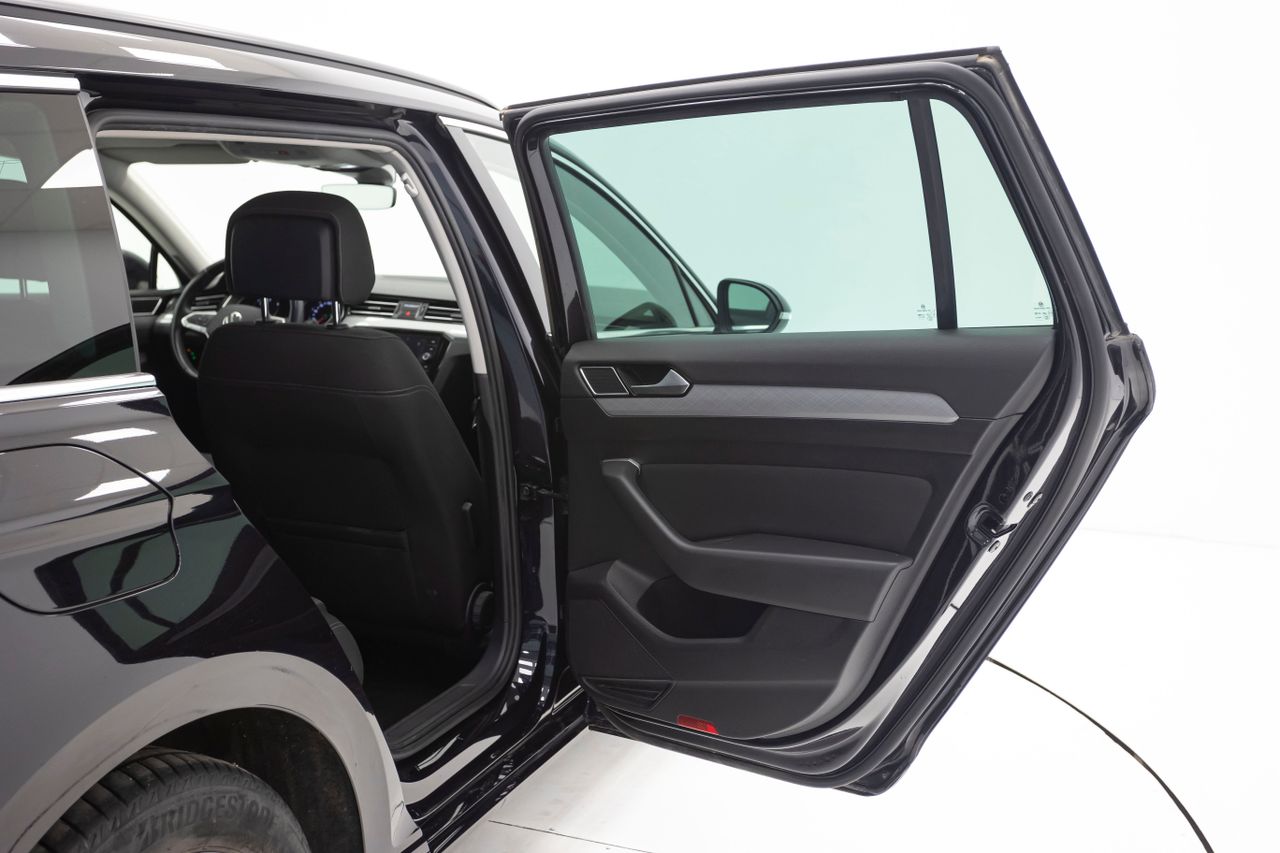 Volkswagen Passat VARIANT EXECUTIVE 2.0 TDI 122 cv  - Foto 15