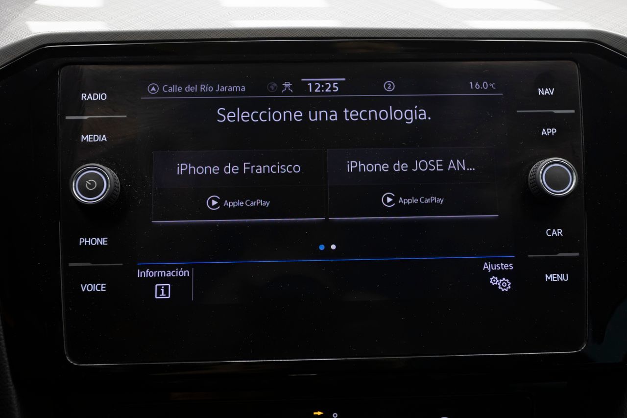 Volkswagen Passat VARIANT EXECUTIVE 2.0 TDI 122 cv  - Foto 9