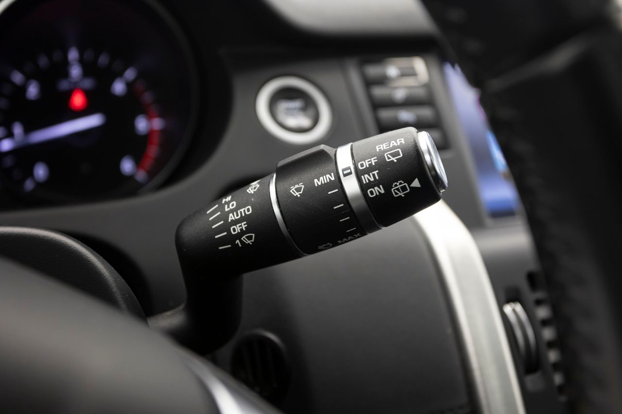 Land-Rover Discovery Sport LIMITED EDITION 2.0D 150 cv  - Foto 35