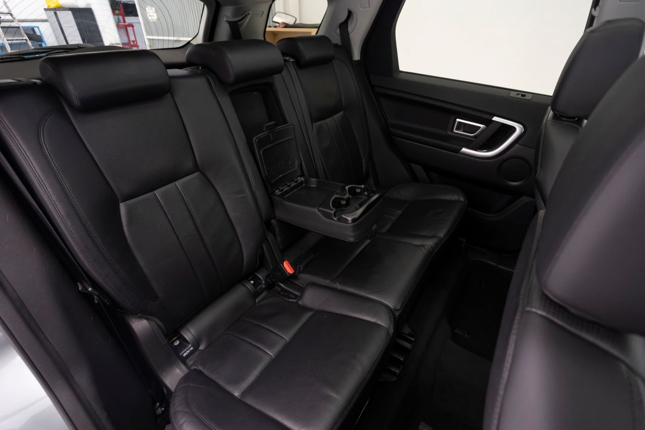 Land-Rover Discovery Sport LIMITED EDITION 2.0D 150 cv  - Foto 18