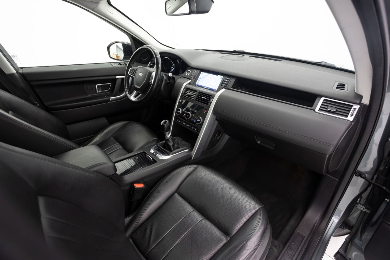 Land-Rover Discovery Sport LIMITED EDITION 2.0D 150 cv  - Foto 23