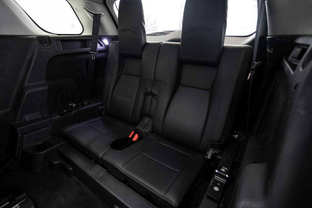 Land-Rover Discovery Sport LIMITED EDITION 2.0D 150 cv  - Foto 13