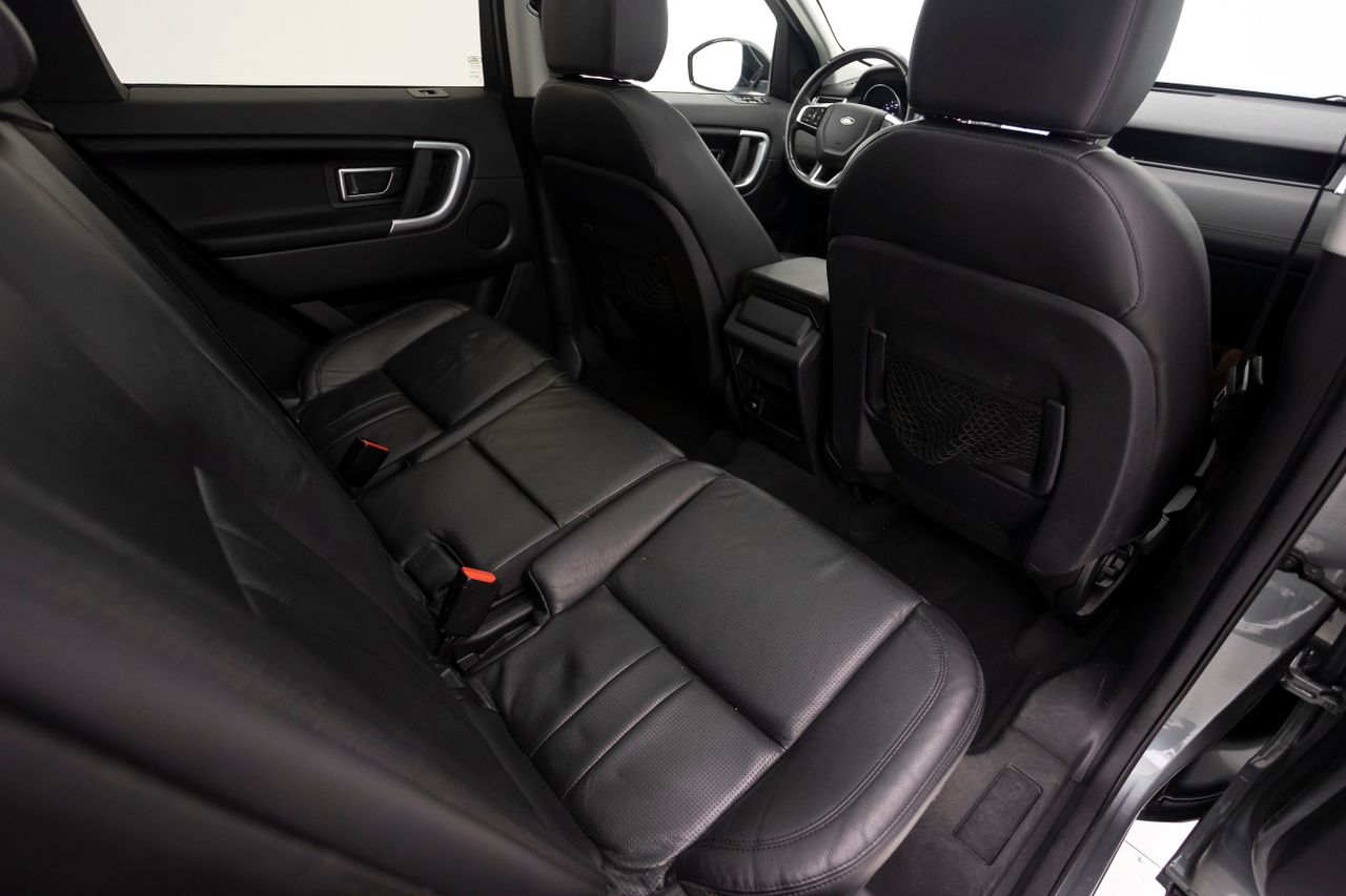 Land-Rover Discovery Sport LIMITED EDITION 2.0D 150 cv  - Foto 17