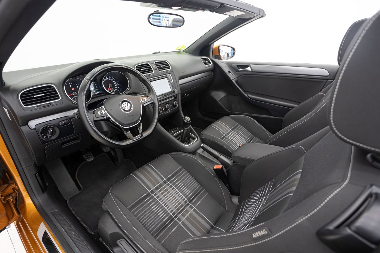 Volkswagen Golf LOUNGE CABRIO 2.0 TDI 110 cv  - Foto 25