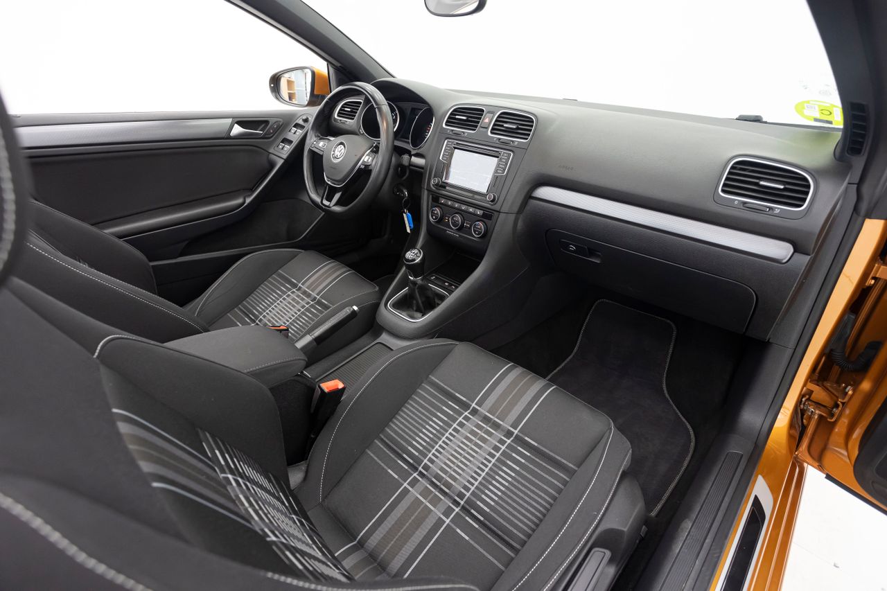 Volkswagen Golf LOUNGE CABRIO 2.0 TDI 110 cv  - Foto 20