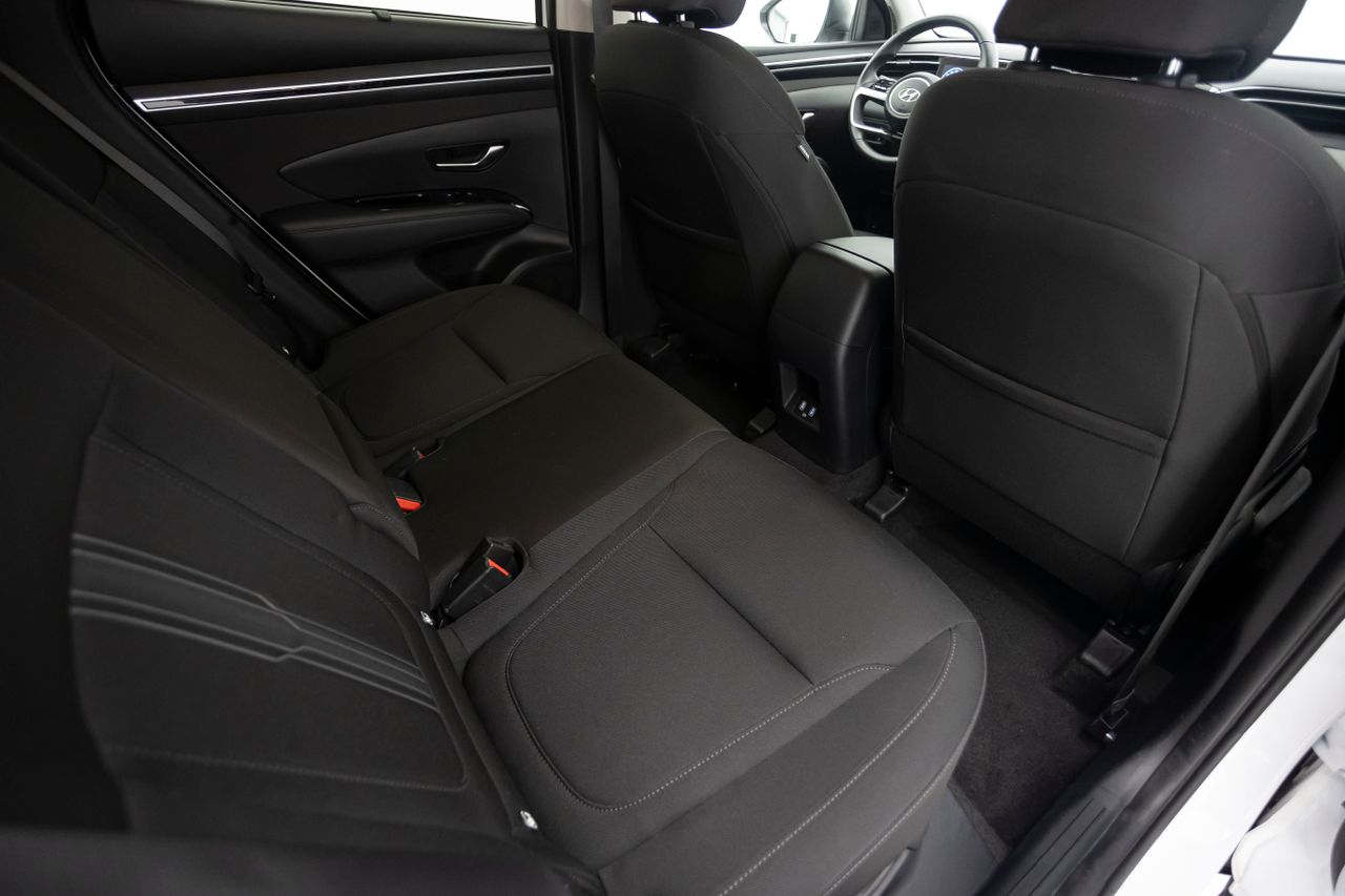 Hyundai Tucson 1.6 TGDI 110KW (150cv) 48V TECNO 2C  - Foto 17
