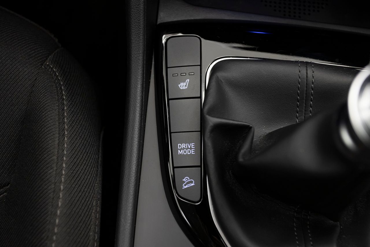 Hyundai Tucson 1.6 TGDI 110KW (150cv) 48V TECNO 2C  - Foto 9