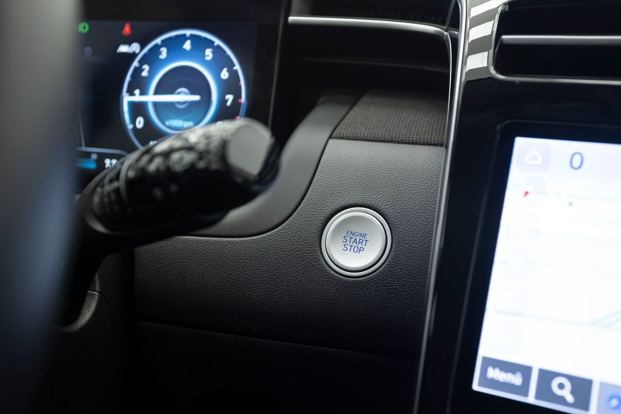 Hyundai Tucson 1.6 TGDI 110KW (150cv) 48V TECNO 2C  - Foto 23