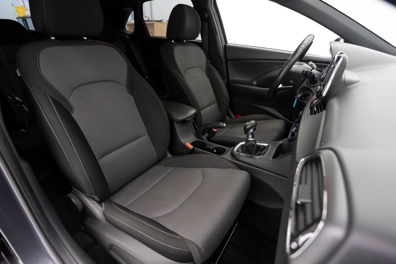 Hyundai i30 KLASS 1.6 CRDI 95 cv MT6 E6DT  - Foto 23