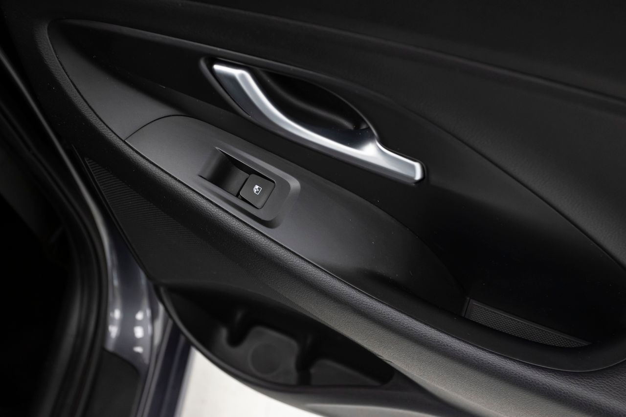 Hyundai i30 KLASS 1.6 CRDI 95 cv MT6 E6DT  - Foto 15