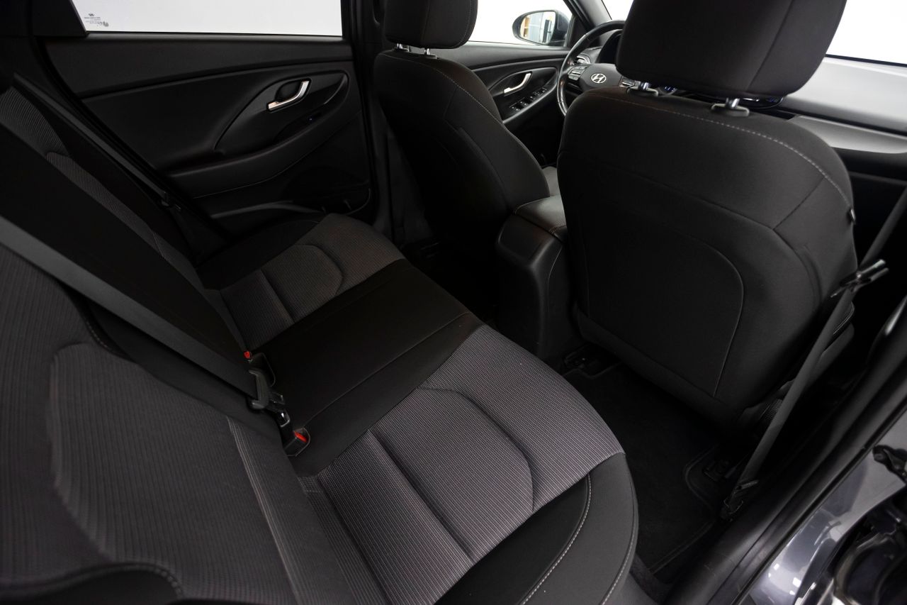 Hyundai i30 KLASS 1.6 CRDI 95 cv MT6 E6DT  - Foto 16