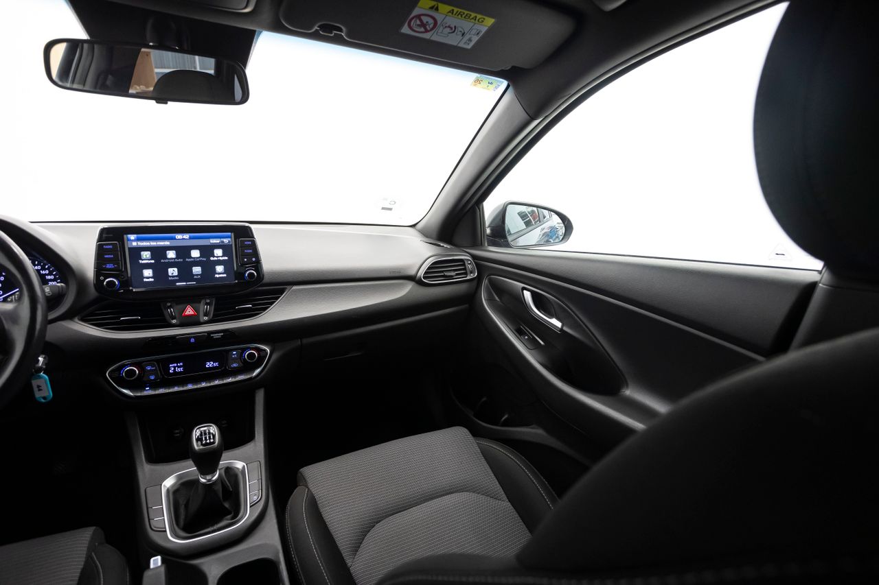 Hyundai i30 KLASS 1.6 CRDI 95 cv MT6 E6DT  - Foto 19