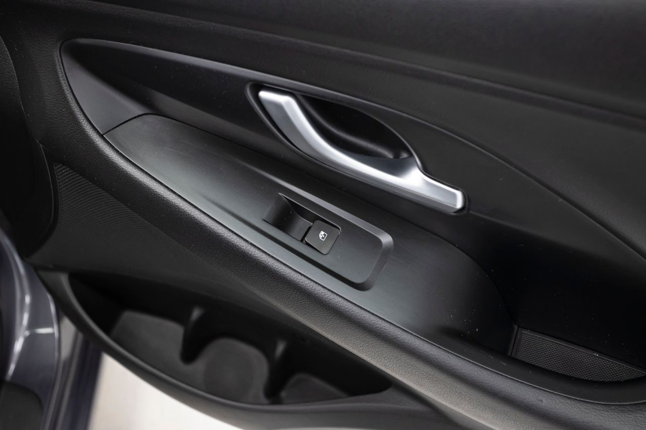 Hyundai i30 KLASS 1.6 CRDI 95 cv MT6 E6DT  - Foto 21