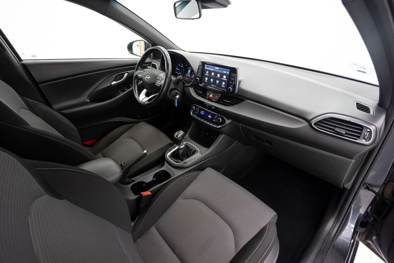 Hyundai i30 KLASS 1.6 CRDI 95 cv MT6 E6DT  - Foto 22