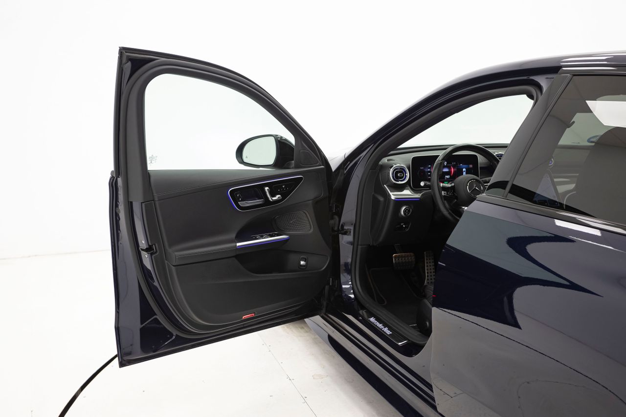 Mercedes Clase C 200 AMG LINE 204 cv  - Foto 30