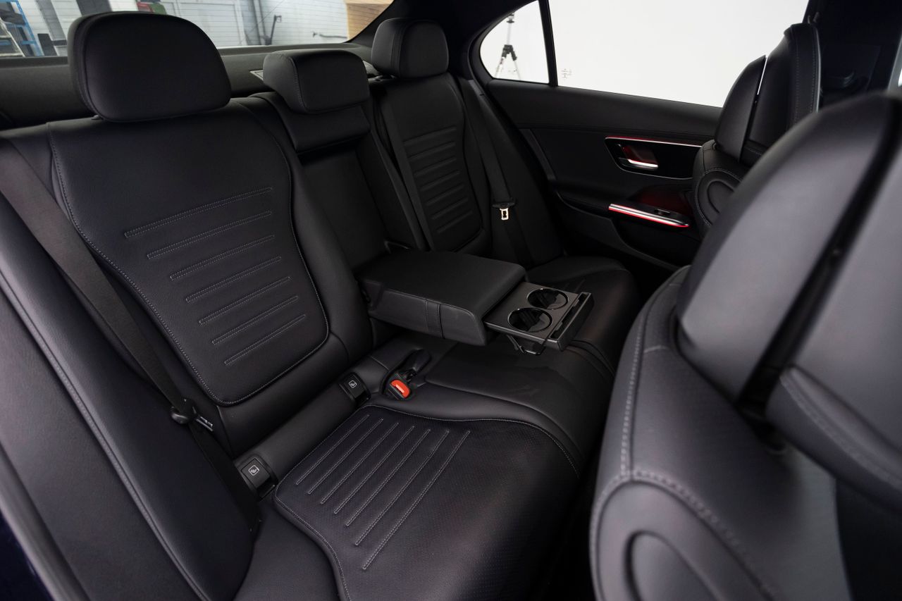 Mercedes Clase C 200 AMG LINE 204 cv  - Foto 19