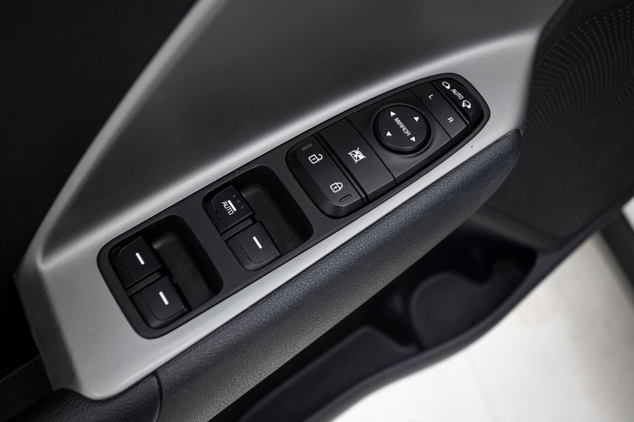 Kia Niro CONCEPT PLUG-IN HYBRID 1.6 141 cv AT6 E6D  - Foto 29