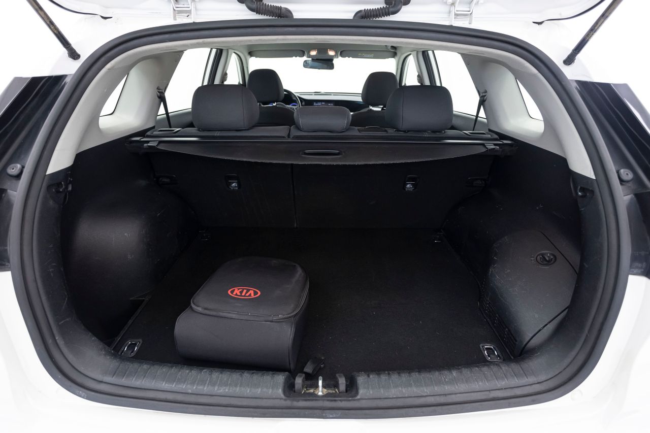 Kia Niro CONCEPT PLUG-IN HYBRID 1.6 141 cv AT6 E6D  - Foto 13