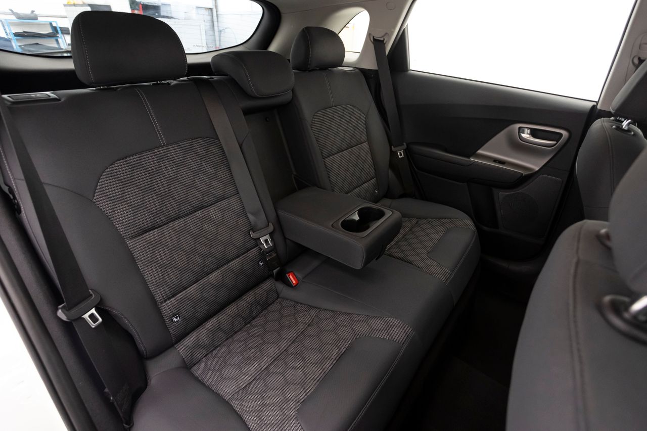 Kia Niro CONCEPT PLUG-IN HYBRID 1.6 141 cv AT6 E6D  - Foto 18