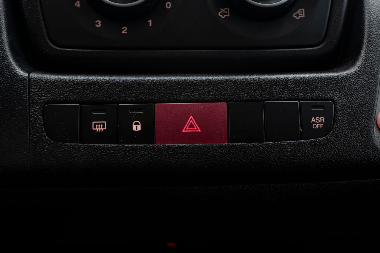 Citroën Jumper 2.2 BLUEHDI 120 S&S 30L 1H1  - Foto 20