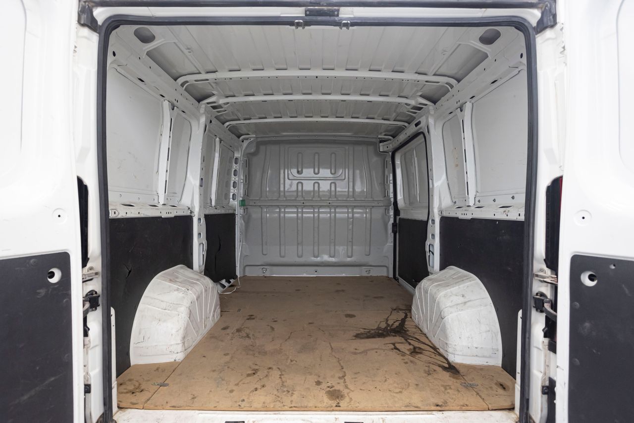 Citroën Jumper 2.2 BLUEHDI 120 S&S 30L 1H1  - Foto 11