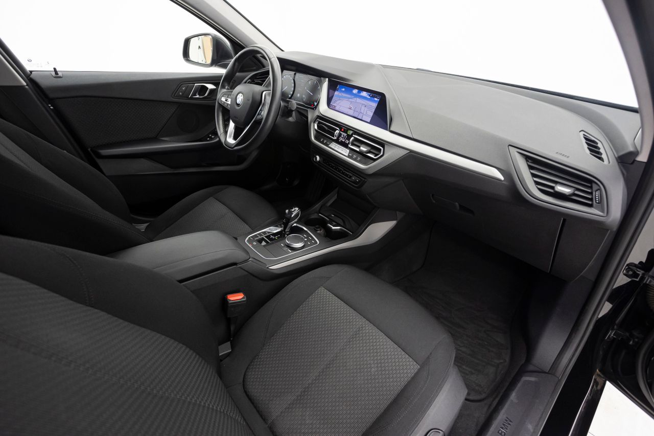BMW Serie 1 LIM. 116D 1.5 115 cv AT7 E6D  - Foto 24