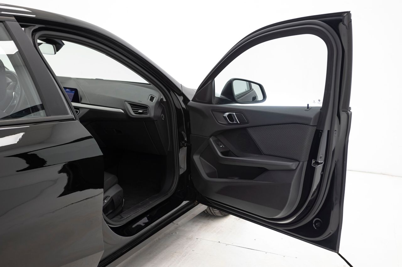 BMW Serie 1 LIM. 116D 1.5 115 cv AT7 E6D  - Foto 22